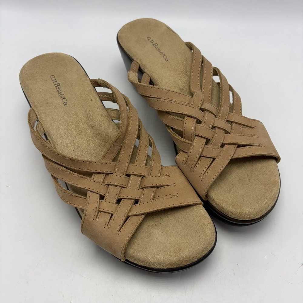 G H Bass Wedge Sandals Womens 9 M Beige Leather Slip On Heel Boho Casual